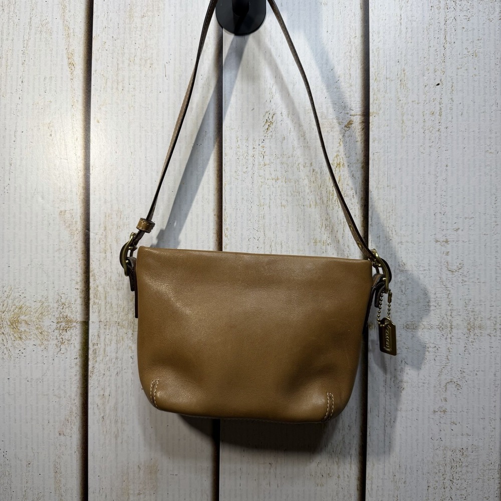 Vintage Coach Soft Leather Shoulder Small Bag Purse (Cognac)